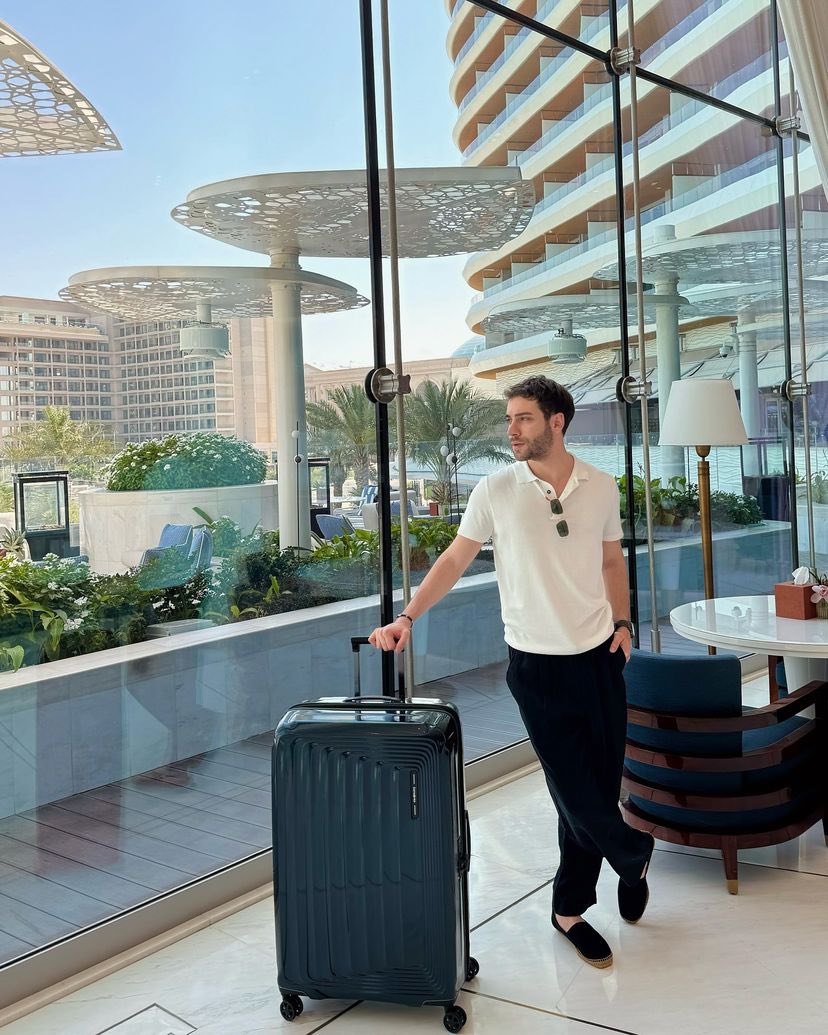 🆕 | #BurakBerkayAkgül’ün yeni instagram gönderisi! “We came. We saw. We loved.
@mysamsonite #mysamsonite” ✨