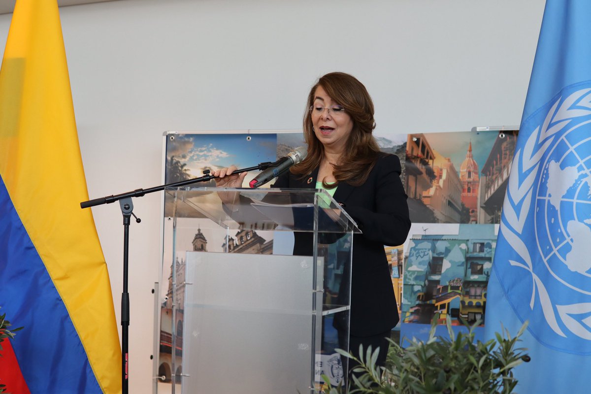 EmbColAustria's tweet photo. Lanzamiento de “Antioquia”☕️🦋
El nuevo café de la marca francesa #Malongo.
Un caso de éxito del desarrollo alternativo en Colombia.
Cultivado en Ituango, es un café que ejemplifica la vocación de industrialización de las políticas del cambio. https://t.co/KSVRy40Lbo