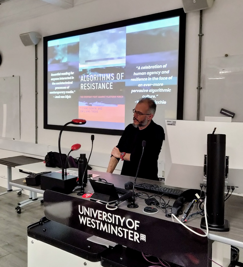 Great to have @EmilianoTrere (@DataJusticeLab & @CardiffJomec) giving a talk @UoW_CAMRI about his new book, co-authored with @tbonini, 'Algorithms of Resistance: The Everyday Fight against Platform Power' (published by @mitpress) mitpress.mit.edu/9780262547420/…