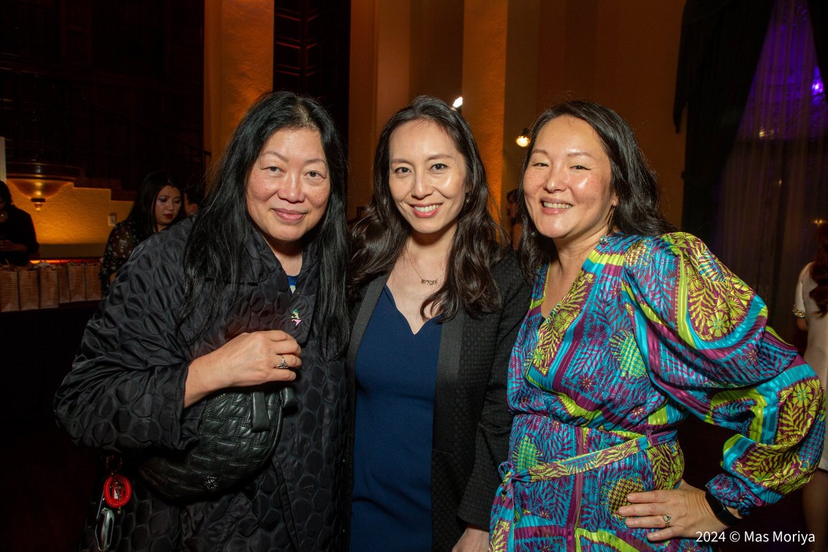 Rose Kuo and @therebeccasun are two of the coolest Asian American women I know. Thanks @CAPEUSA for an amazing night at #Radiance, celebrating Asian Pacific Islander (API) Women & Non-Binary achievement in entertainment. (and thanks @MasMoriya for the 📸!)