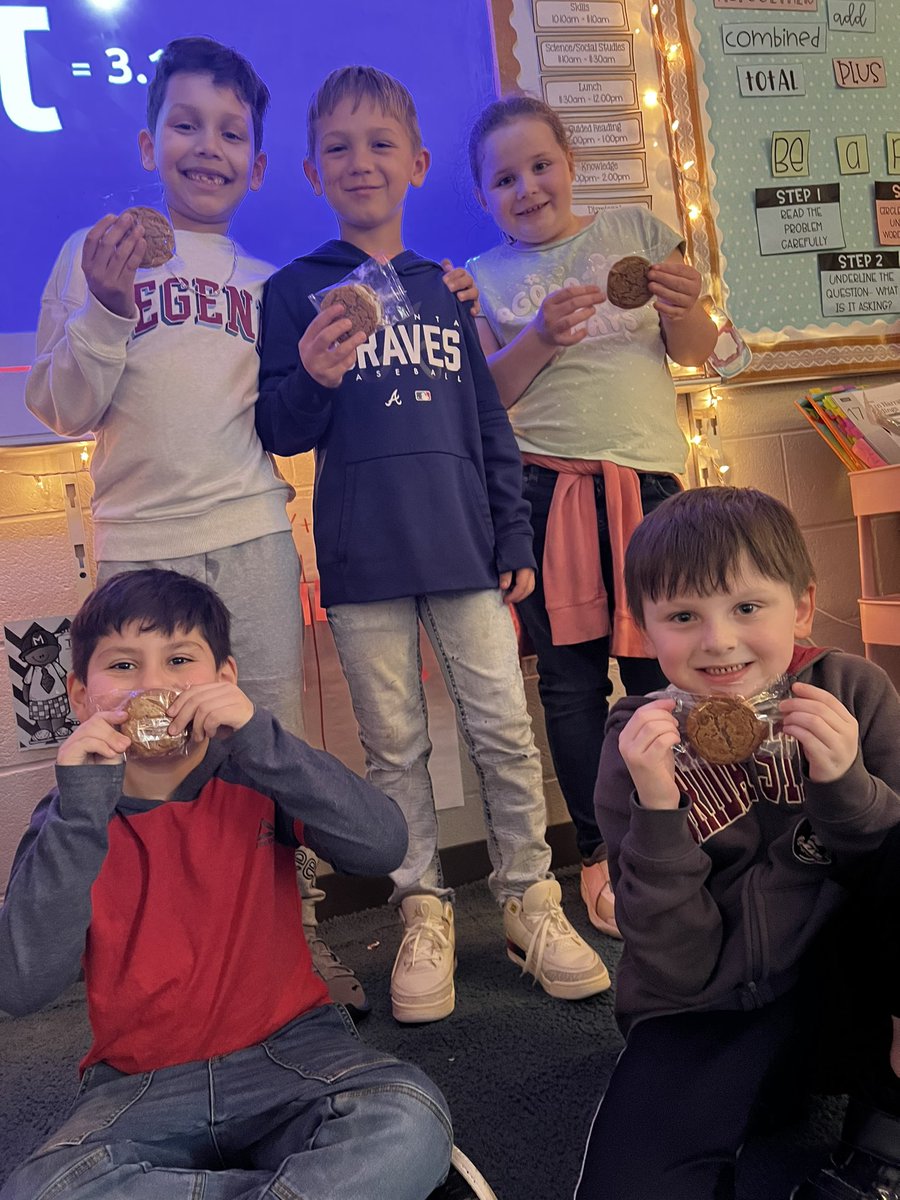 Mrs. Brown in 2nd Grade tweet media