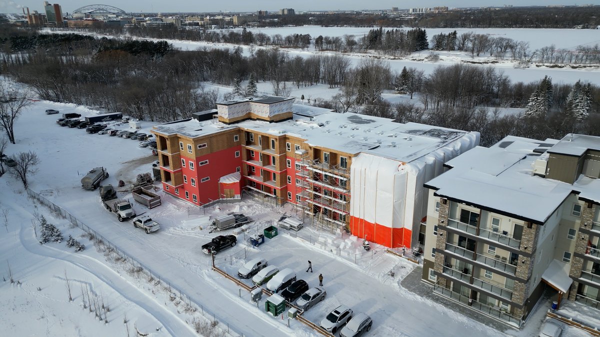 PowertecElec's tweet image. From blueprint to brilliance ✨ Witness the transformation with our latest drone shots! See how Powertec Electric lights up landscapes, turning vision into vibrant reality. 💡🚁 #PoweringProgress #BeforeAndAfter #ElectricExcellence #PowertecElectric