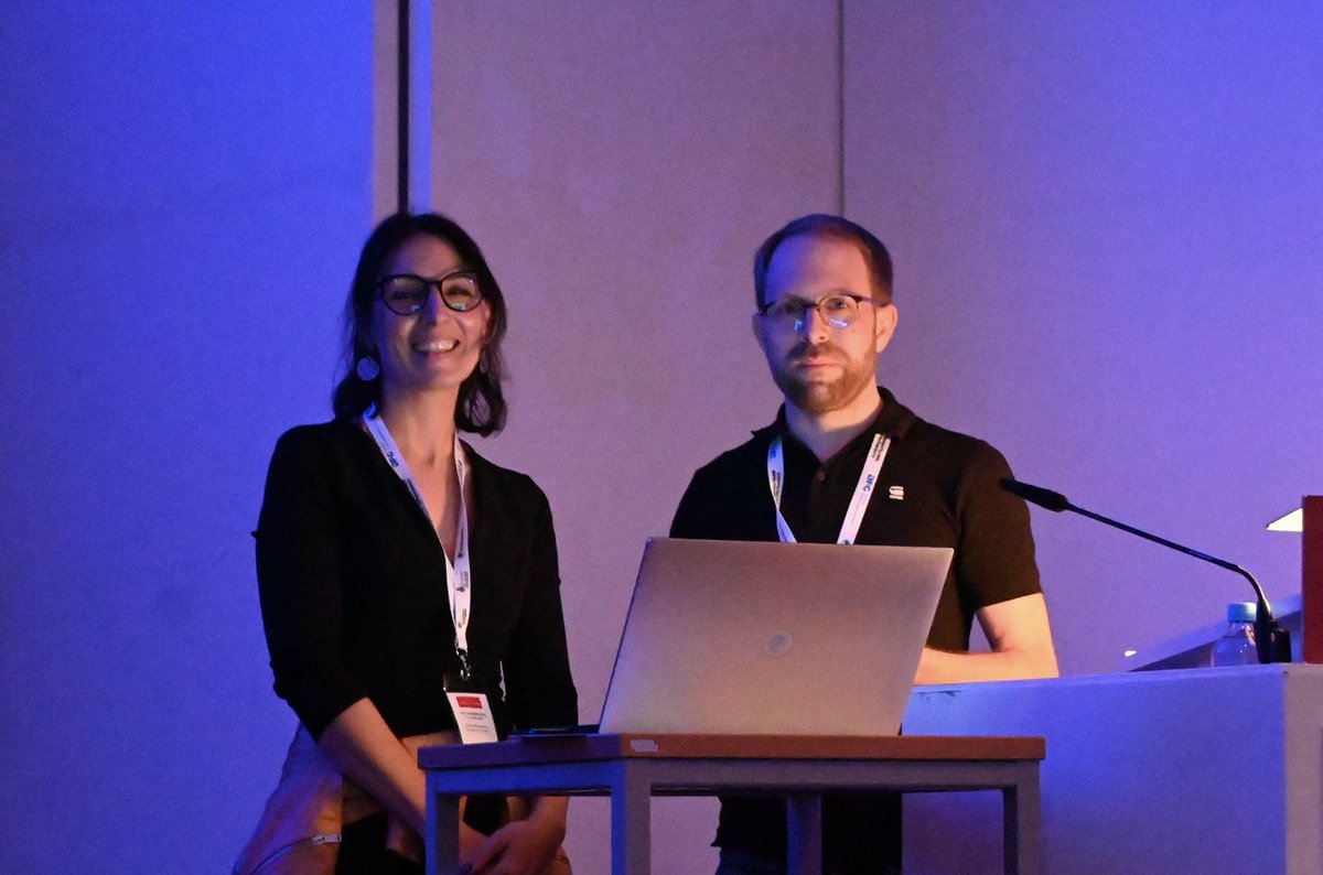 GfEeV's tweet photo. Kerstin Bartscherer hands over the GfE Hilde-Mangold Award 2024 to Daniel Wehner (@WehnerLab) for his contribution to neuroregeneration after spinal chord injury #GfE2024 https://t.co/VP8Vk3JGDI