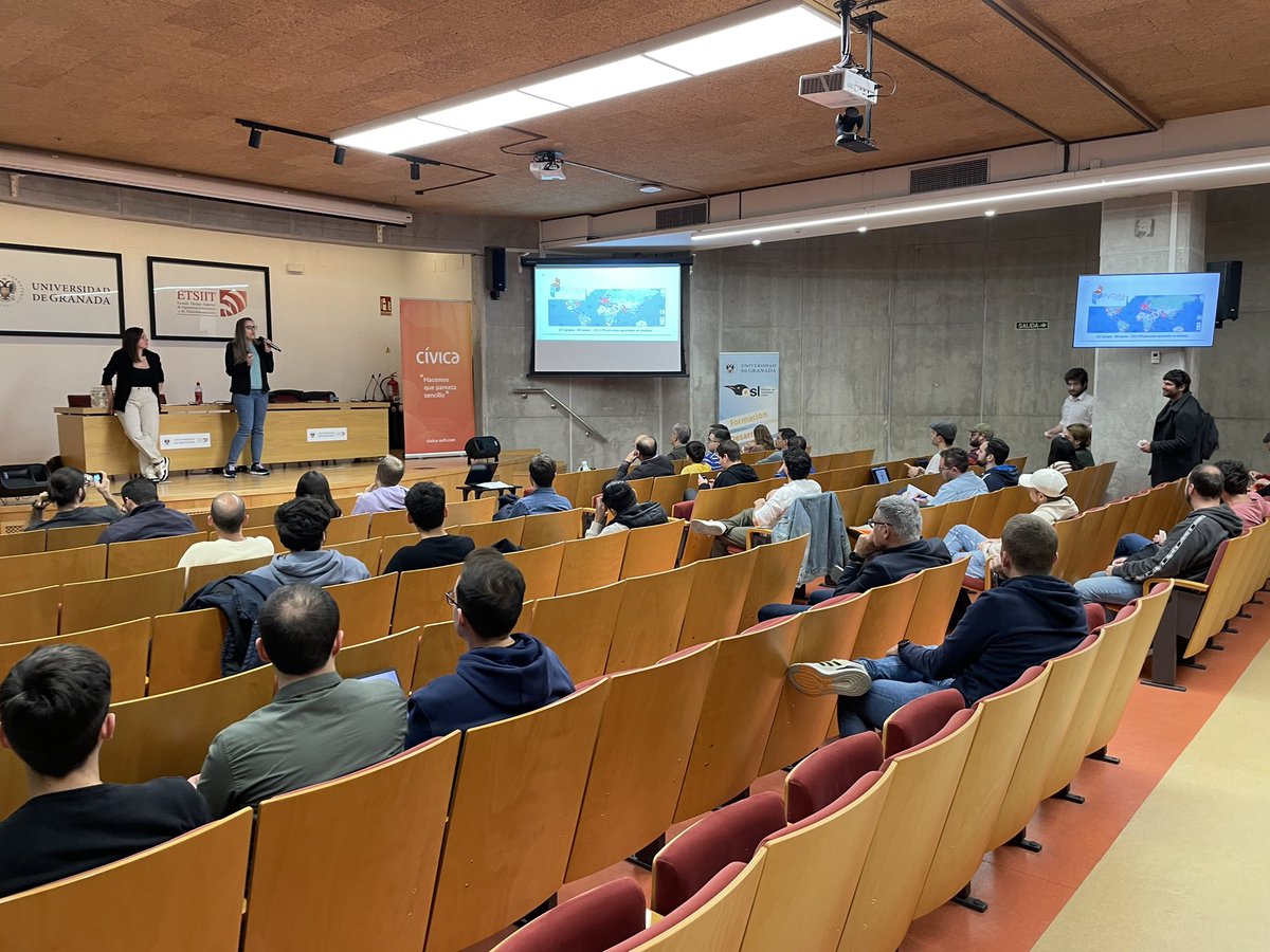 OSLUGR's tweet image. ¡Comienza el #PyDay junto con @PyDataGRX y @python_granada en la @ETSIIT_UGR !