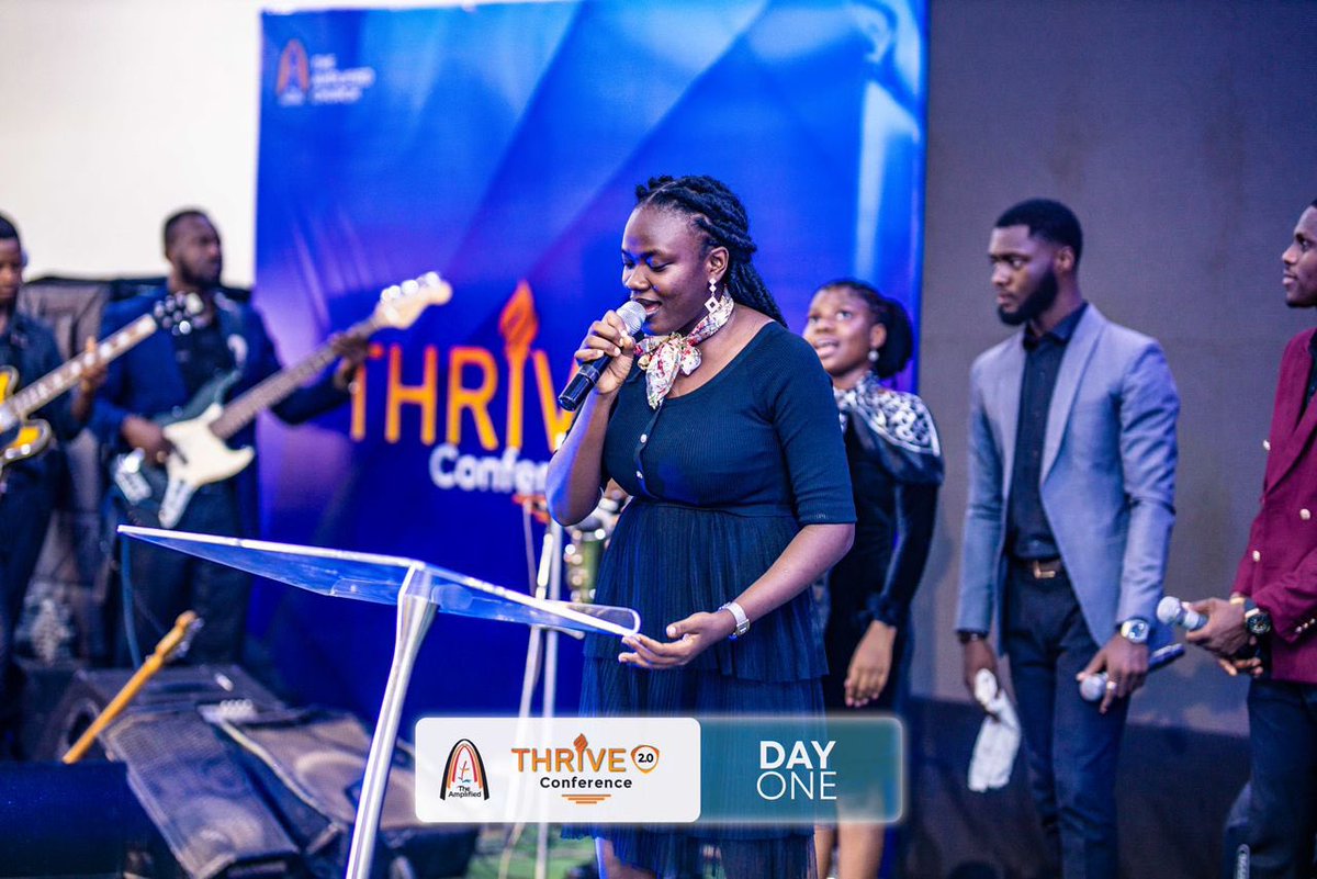 theamplified01's tweet photo. 🎶 
You are here 
In this place 
And we worship and adore 
Your Holy name
🎶

#thriveconference 
#thriveconference2.0
#theamplifiedchurch 
#theoutpouringofgrace https://t.co/pKCab0XnyO