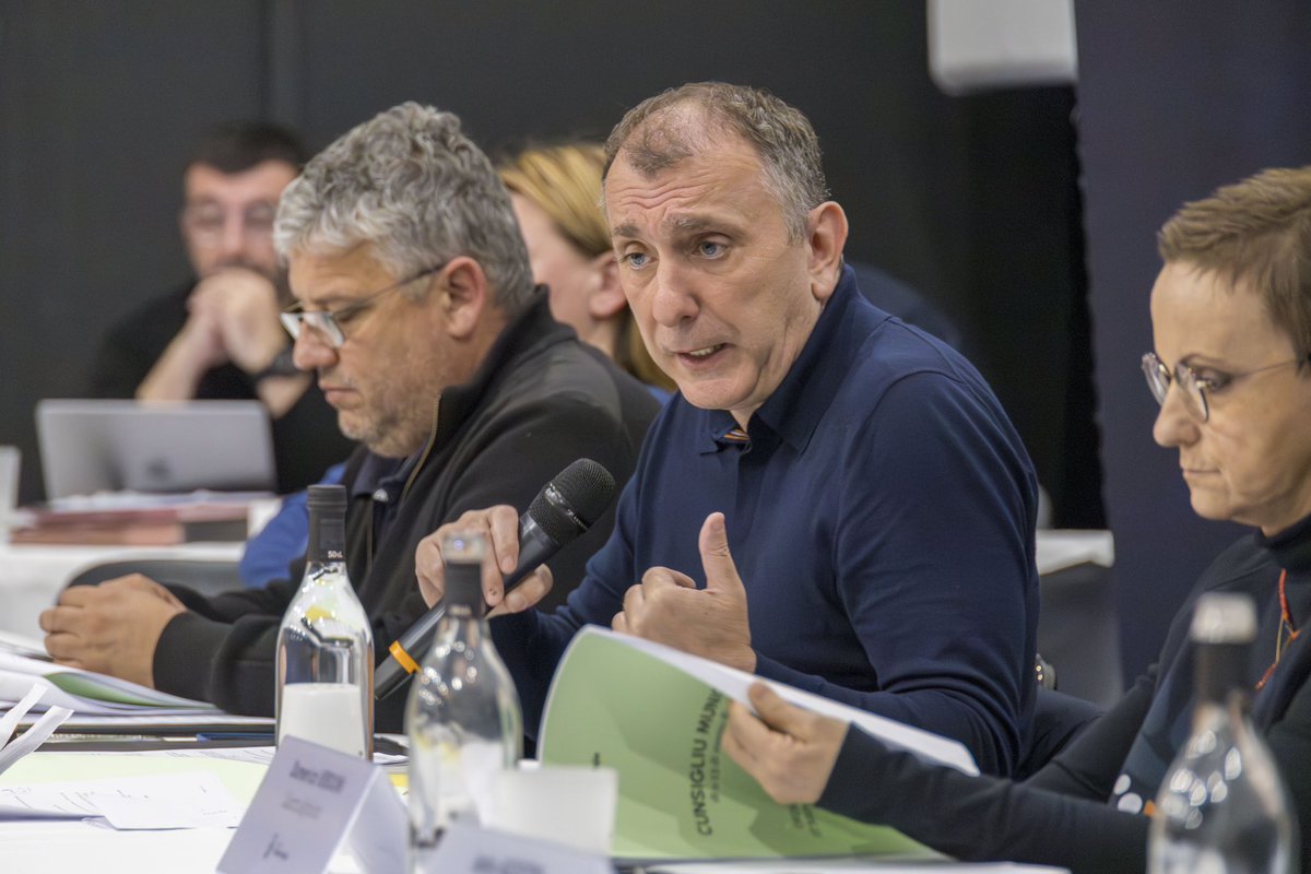 #FINANZI 2023, année record pour Portivechju ! Recettes en hausse, épargne nette préservée, 26 M€ d’investissement dans tous les secteurs : Écoles, PLU, EHPAD, port, culture, voiries, accessibilité PMR... La ville se transforme, jour après jour, dans l’apaisement retrouvé et la