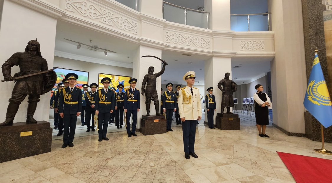 Çanakkale Deniz Zaferi’nin 109. yıldönümü vesilesi ile @yeeastana’nın katkısıyla Silahlı Kuvvetler Müzesi’nde Kazakistan Savunma Bakanlığının da iştiraki ile “Çanakkale Zaferi” temalı fotoğraf sergisinin açılışını gerçekleştirdik.