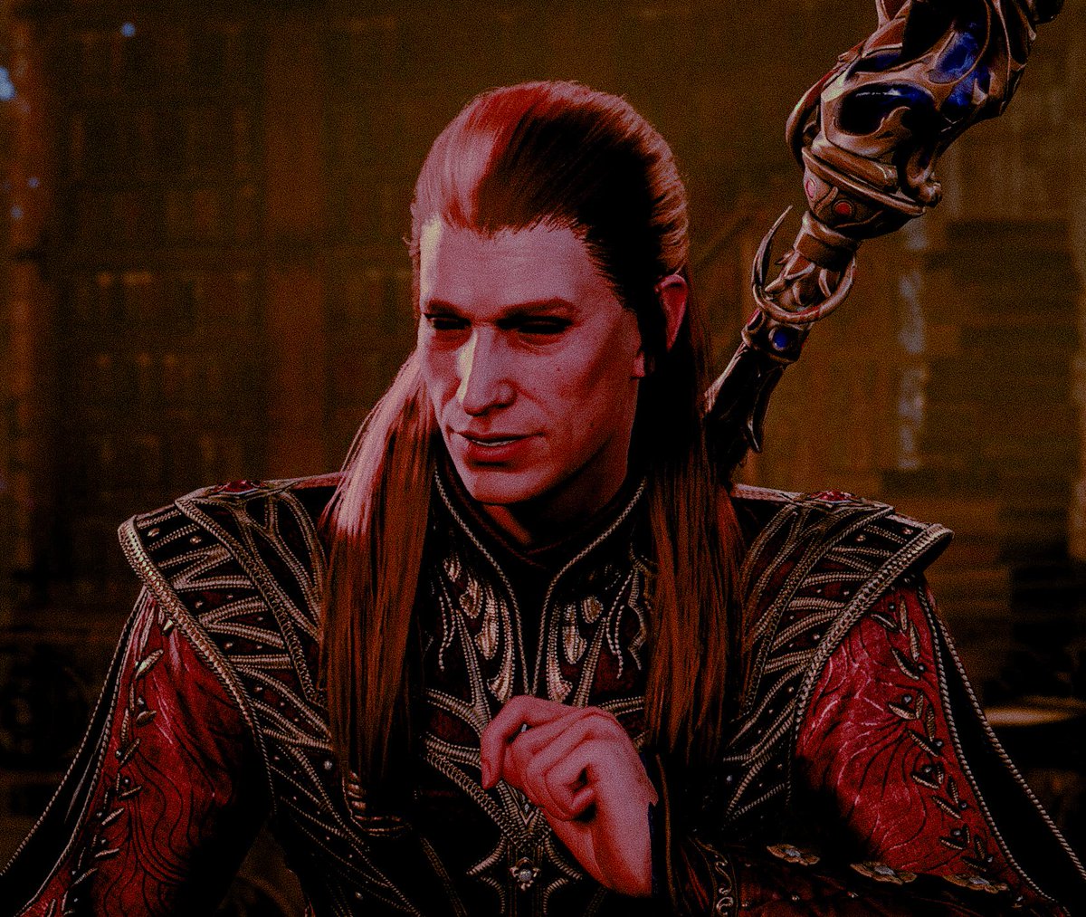 ramazithsmaster's tweet photo. / this smug bastard with his silly hand gestures https://t.co/Cowgdbc6PT
