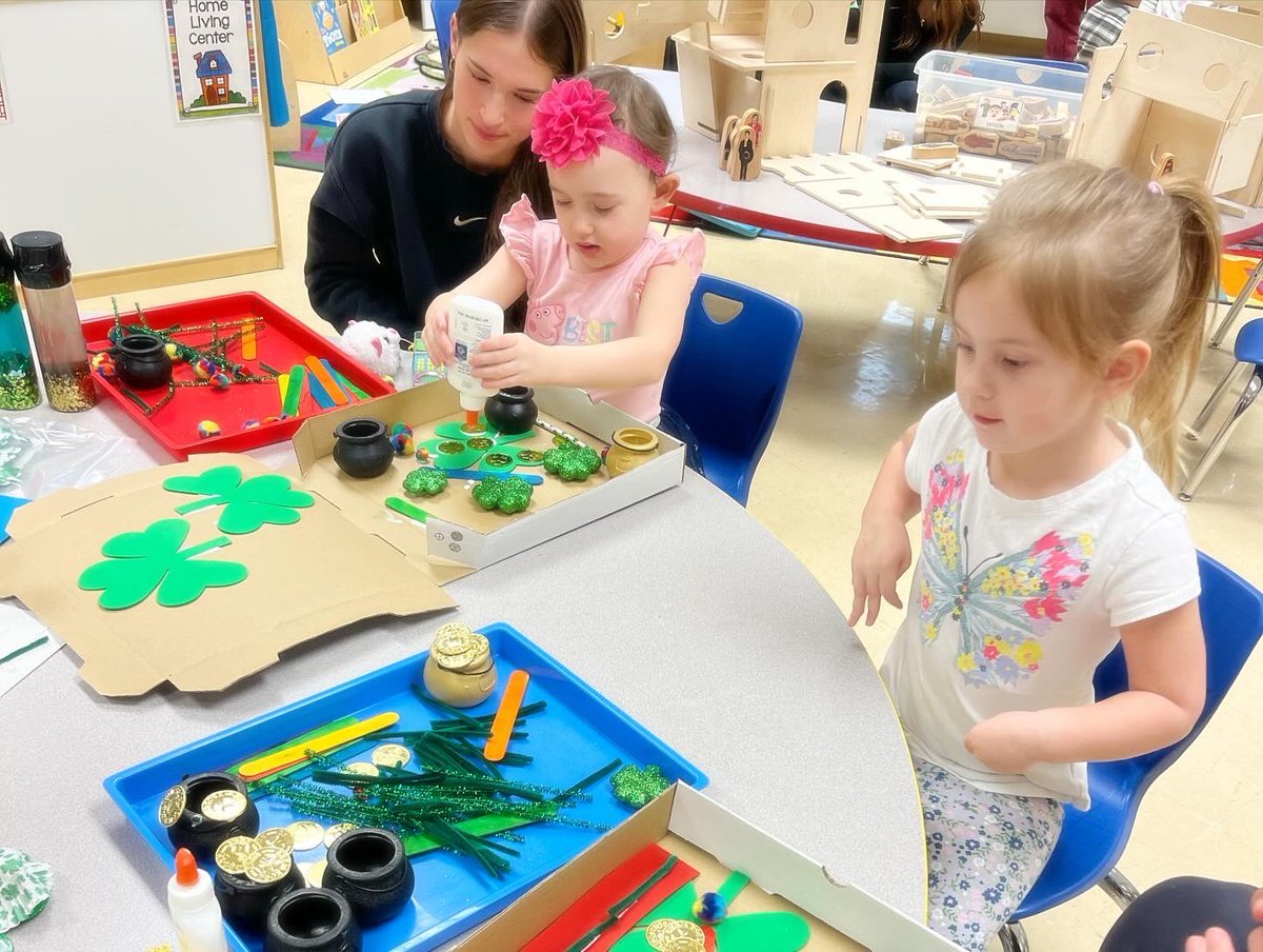 Sara Consdorf tweet media