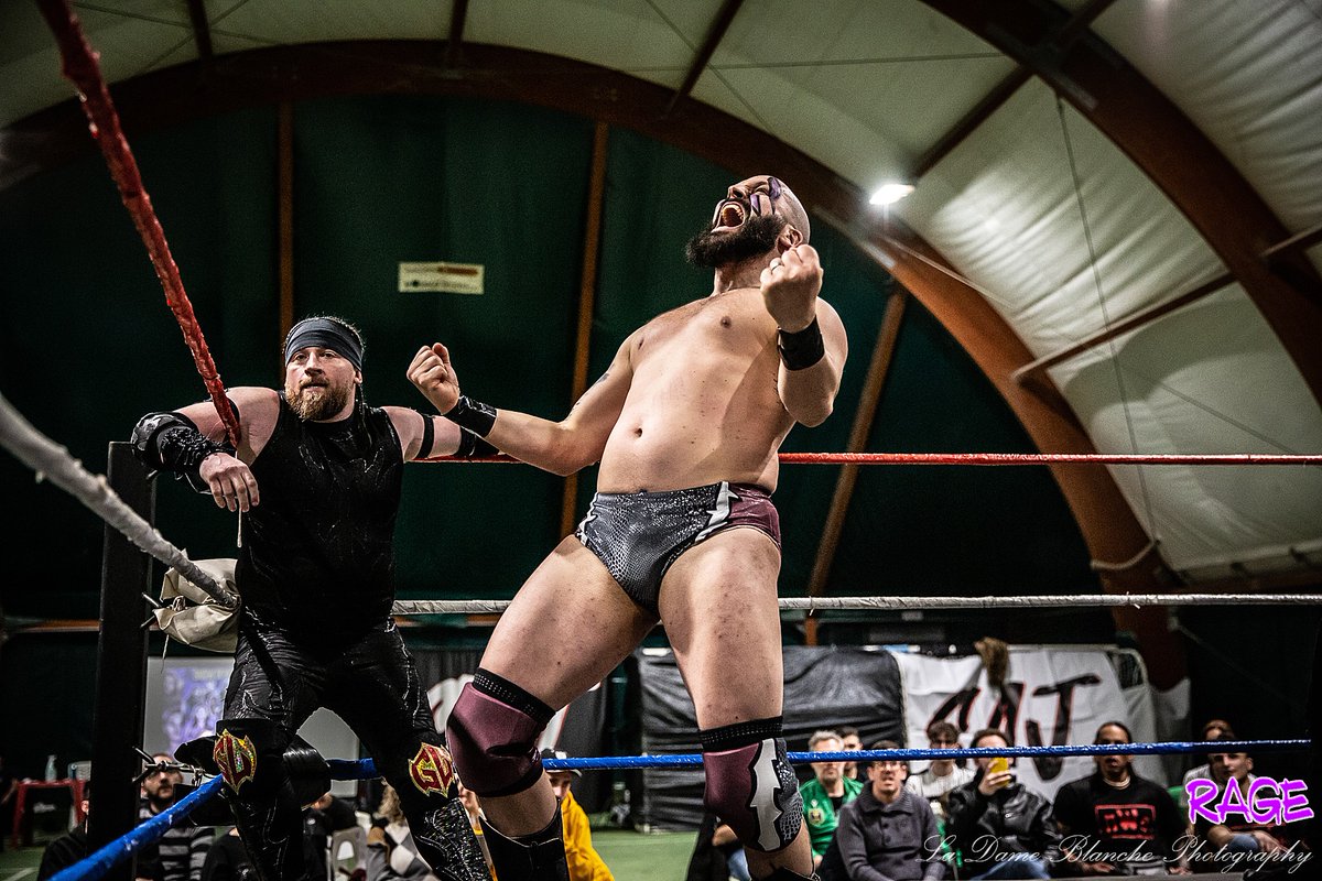 SAJWrestling's tweet photo. 🎬 ACTION, POWER AND SPEED!

 🏆 In a 3 way with totally different wrestlers we saw practically everything! 

 ▶️ Who emerged victorious from this 3-way with a title shot up for grabs?  Find out on Vimeo! https://t.co/WSXauabw4R
