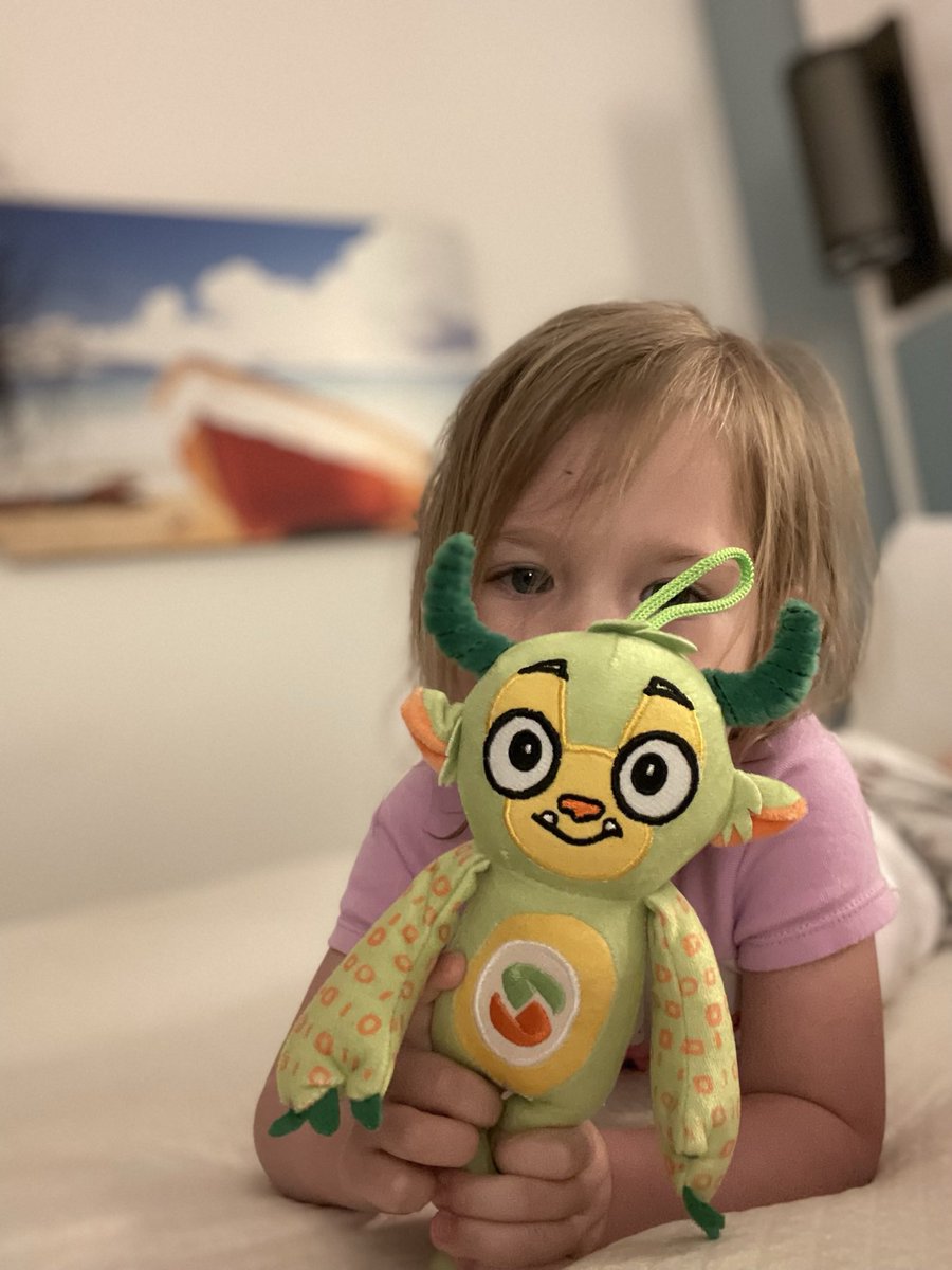 calo_walker's tweet photo. Any data journey is more fun with friends @JrdnRose and monsters @informonster! @ClinicalArch #informonster https://t.co/eW5bSgUH0o