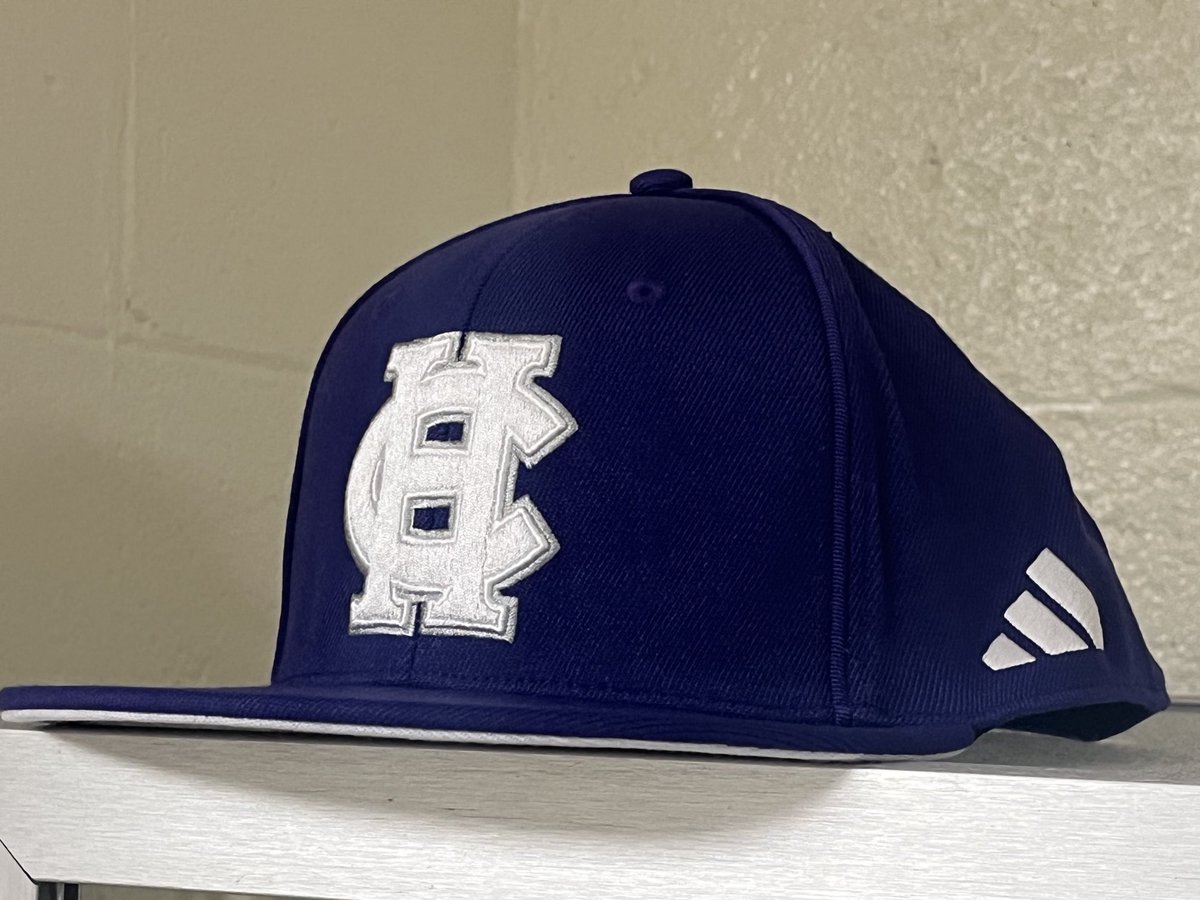 CHW_Baseball's tweet photo. Tradition Never Graduates…
#NewLids https://t.co/tWB3rhGzis