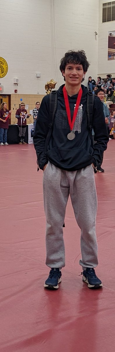 laurahims's tweet photo. @UMAHS_ATHLETICS Congratulations to our Science Olympiad medalists! Cody Stayer (2nd place, Tower), Cost Strayer (2nd place, Scrambler) , Richen Chen and Mason Yu (5th place, Microbe Mission) https://t.co/uQ57AWfLbG