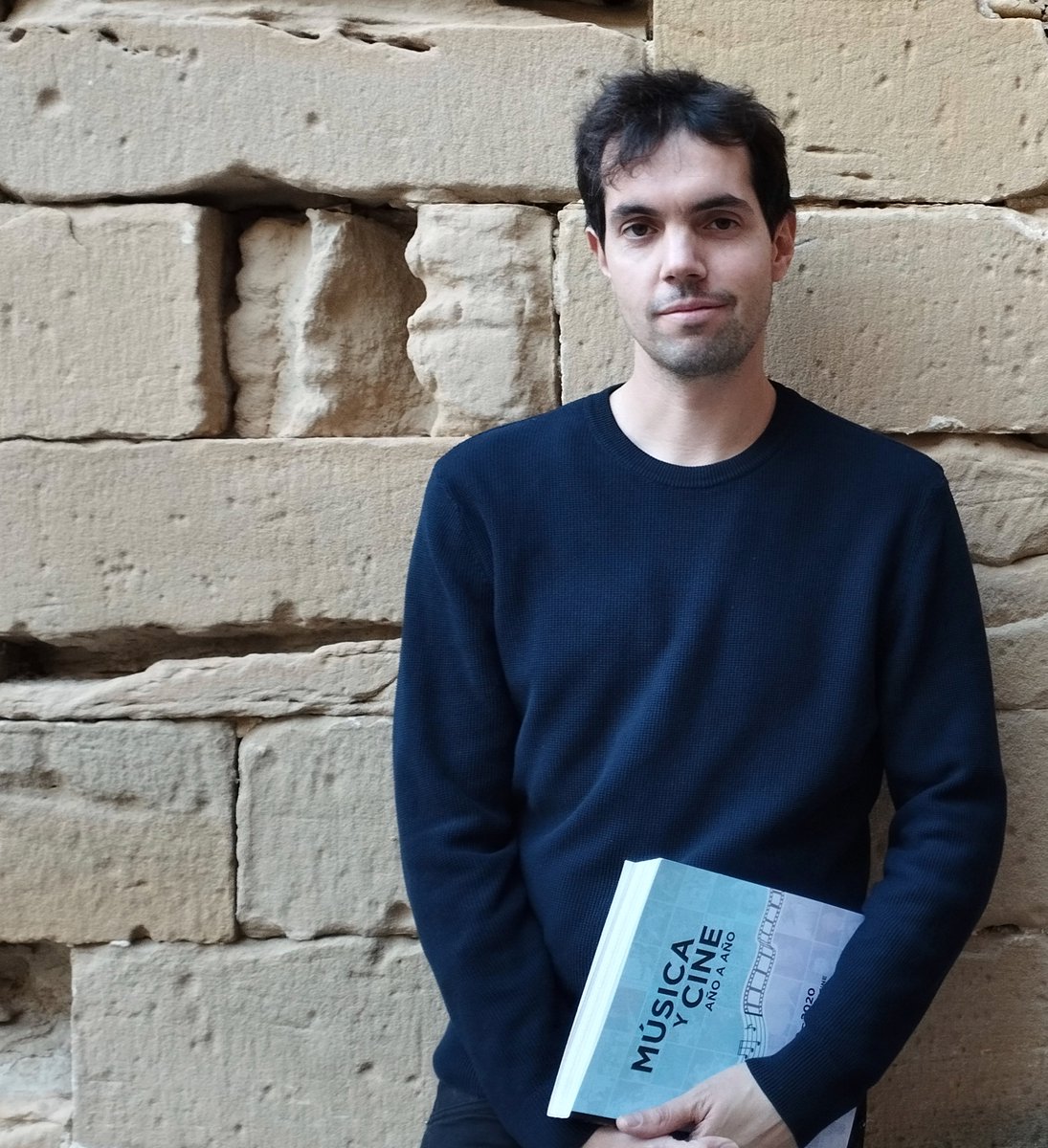 bclvalladolid's tweet image. El sábado estará presentando su libro "Música y cine, año a año" en el auditorio de la #biblioteca, @JuanPerez92 
Un gran trabajo que repasa la historia de la producción musical y cinematográfica más relevante, desde 1900 hasta 2020.📖🎼📽️

🗓️16 marzo - ⏰12:30 h.
🏦Auditorio.