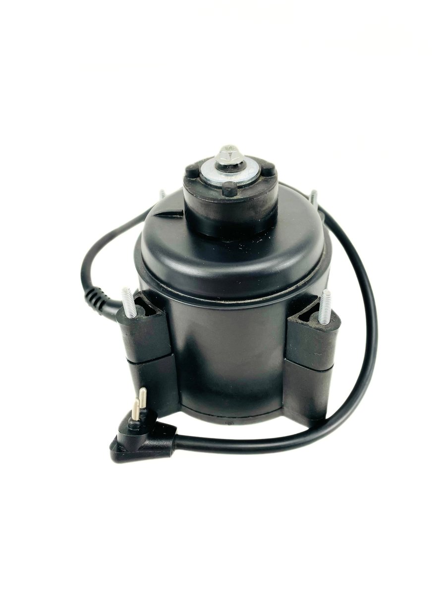 CCS_Parts's tweet image. Are your refrigeration cases temperatures rising unexpectedly? Don't sweat it! It could be a sign that your fan motor is going bad. Keep your cool and head to our website to find the perfect replacement part to keep going! #commercialrefrigeration #hillphoenix #reftech #hvac