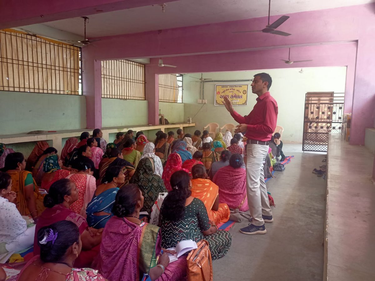 THO_Prantij's tweet photo. Today ASHA sammelan of Prantij taluka was organised at Dashama temple vadi Prantij.ASHAs and ASHA facilators of all Ayushman Arogya Mandir of taluka attended it. Different health programs and schemes were also discussed. @CdhoSabarkantha @sabarkanthadp @NHMGujarat @GujHFWDept https://t.co/7l1o83hLfR
