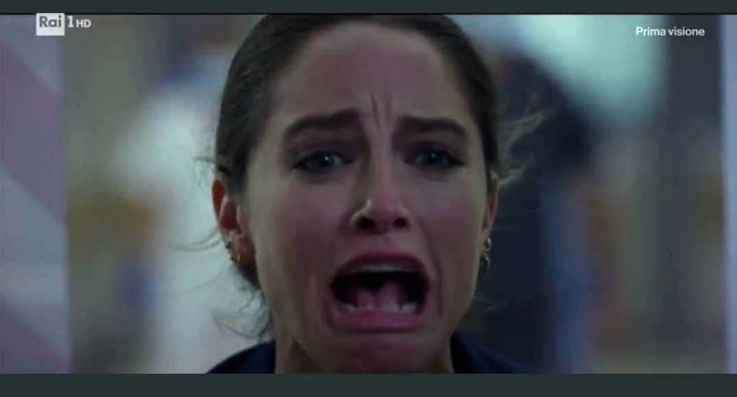 Anna_ESau_Rita's tweet photo. Primo giovedì senza #DocNelleTueMani3 #DocNelleTueMani
E io sto esattamente così: 😭
@pierspollon oggi non è #spollondí 💔 https://t.co/W9dlt3FE06