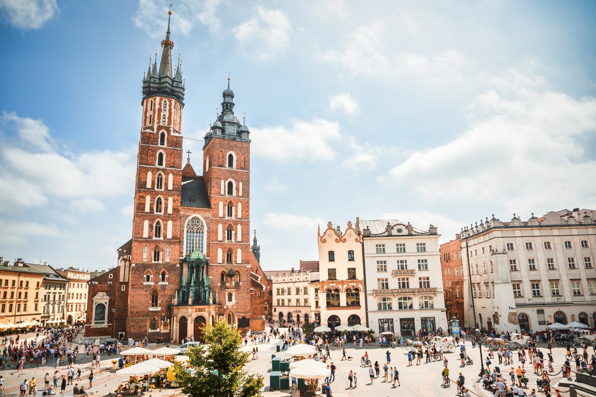 icelollyholiday's tweet photo. Cheap city breaks in Europe 👀

From Krakow to Tallinn, get more for your money on your next holiday in these great value city break destinations! 

FIND OUT WHERE 👉 https://t.co/3eKgJXu24M https://t.co/wc4wIfvEgx