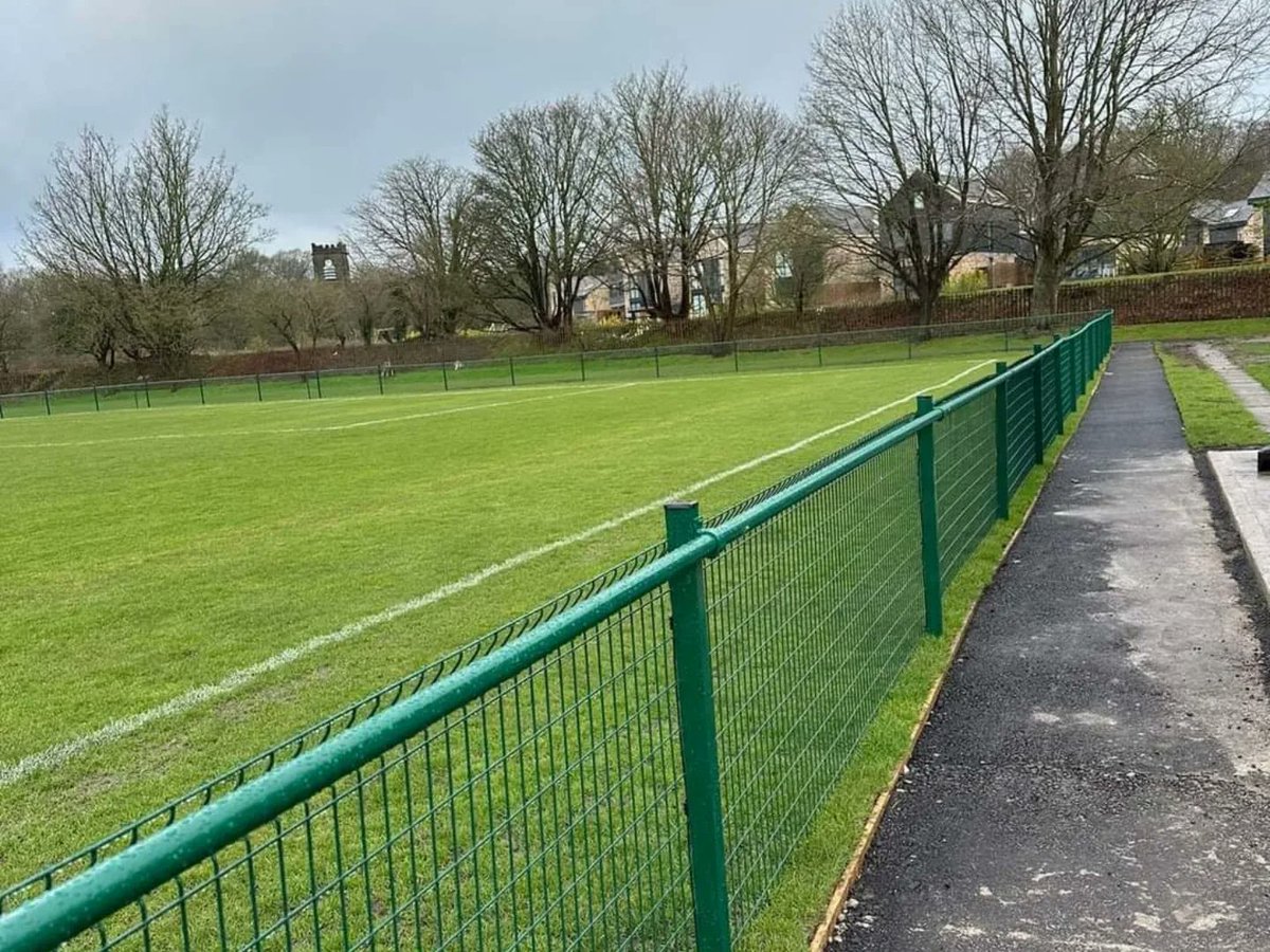 LiverpoolUtd23's tweet photo. Our affiliation's home ground is coming together nicely. Looks amazing. Can't wait for our team to play on the grass that maghull legends have played on. @maghullfc
#MaghullFC #northliverpool #Liverpool #Maghull 
#footballclub #HomeGround https://t.co/ZMniUoXFnX