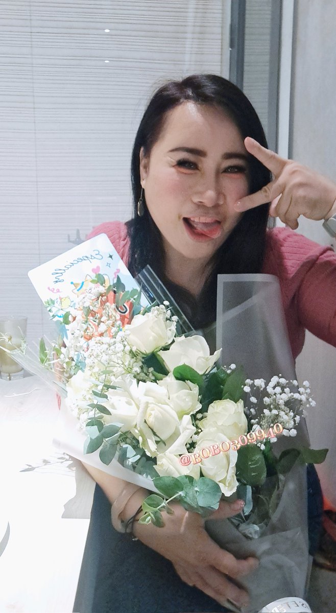 #今天是對你喜歡的人告白的日子哦～白色情人節快樂
#用餐還能有驚喜這間餐廳也太用心了🤭🤭🤭
#十幾年沒有過的情人節會不會不小心變騎人節呀～😊😊
（#愛心留言轉推追蹤）
#原味
#大奶
#離婚熟女
#地方媽媽 https://t.co/VlQMtlzNgG
