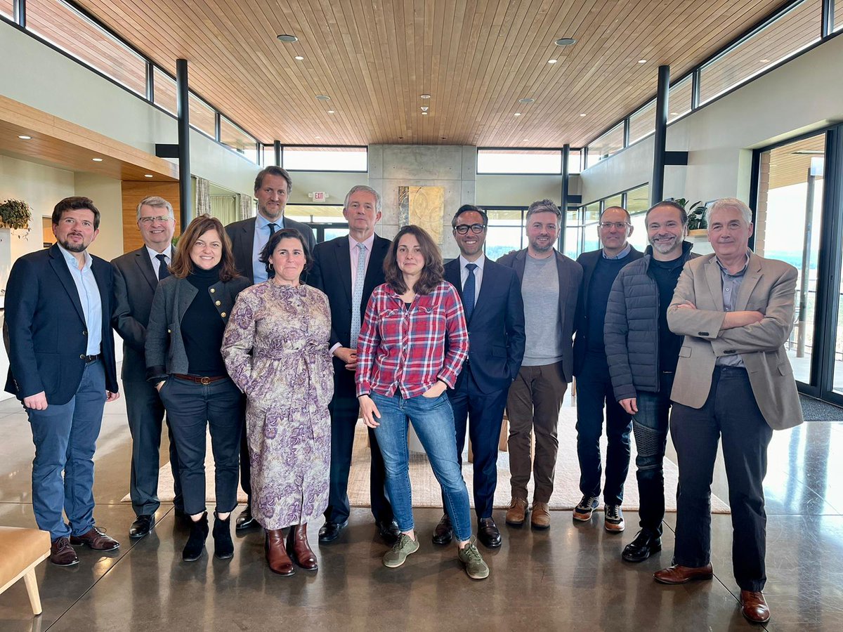 The Willamette Valley is the heart of Oregon wine country. It was a pleasure to meet yesterday at @ponzivineyards, Bollinger, some of the producers who make the French know-how shine in the region.