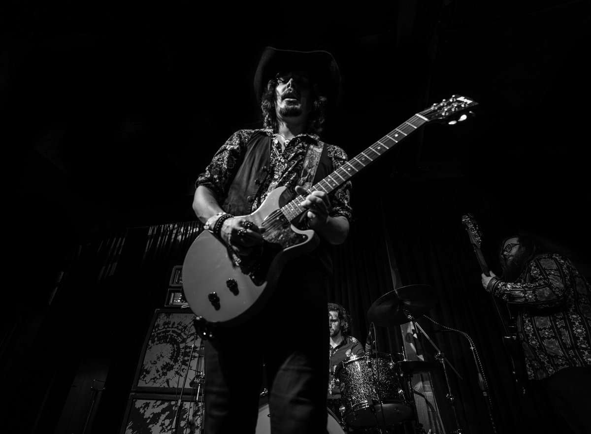 The_Infamists's tweet photo. We are taking advantage of the government being distracted by Tik Tok and having a free rock and roll show. We are at The Cottage Lounge in Dallas this Saturday, opening for @WesJeans at 8pm. ๐ธ: Hayley Knight
#rocknroll #dallas #dfwmusic #blues #bluesrock #musicians #wesjeans https://t.co/6x0j0Qvk3c