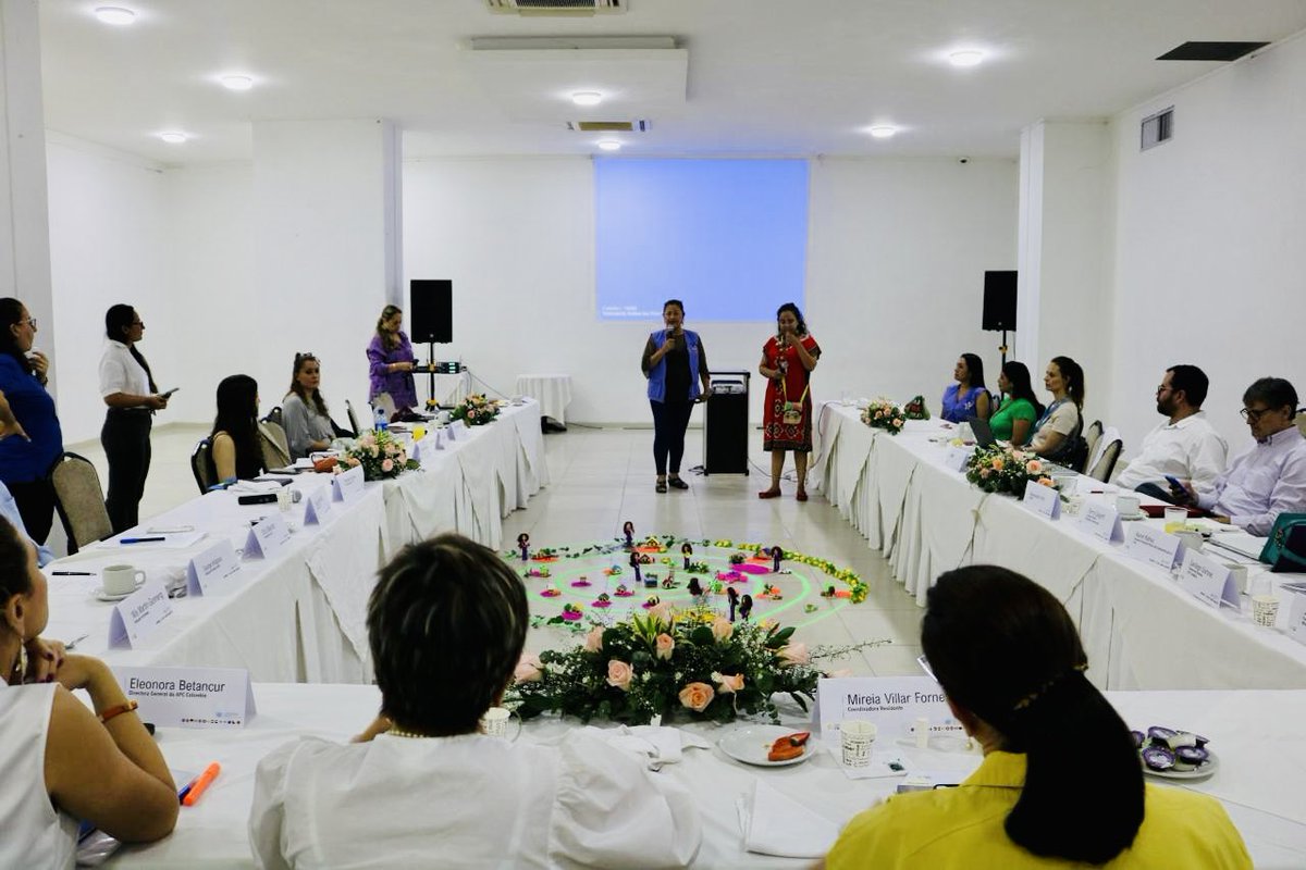 #Catatumbo | Junto a @UKinColombia @echilecolombia @SuizaColombia @NoruegaenCOL @FondoONUCol @UAcuerdoPaz y @APCColombia participamos en diálogo con autoridades, comunidades indígenas, campesinos y lideresas sobre los resultados de la cooperación en la construcción de paz. 🇨🇴🕊️