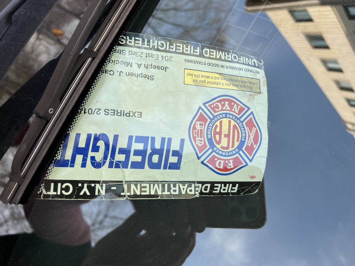 #BigProblem This is what we don’t want when #CongestionPricing starts. This car is parked in a carshare parking space on the UWS. It has an @FDNY parking placard, NYS registration that expired four years ago, and a CT plate with no registration sticker.
