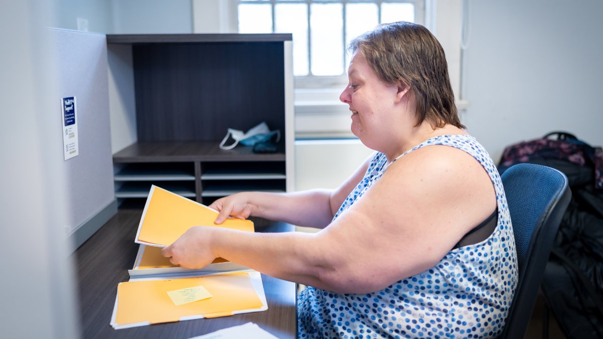 SurreyPlaceON's tweet photo. People with developmental disabilities deserve meaningful opportunities for employment and leadership roles in their community. We're proud to support adults with disabilities through our Lived Experience Advisors Program, the Coffee Shed & Self-Advisory Council 🤝 #DDAM24 https://t.co/wEaoCOmI8q
