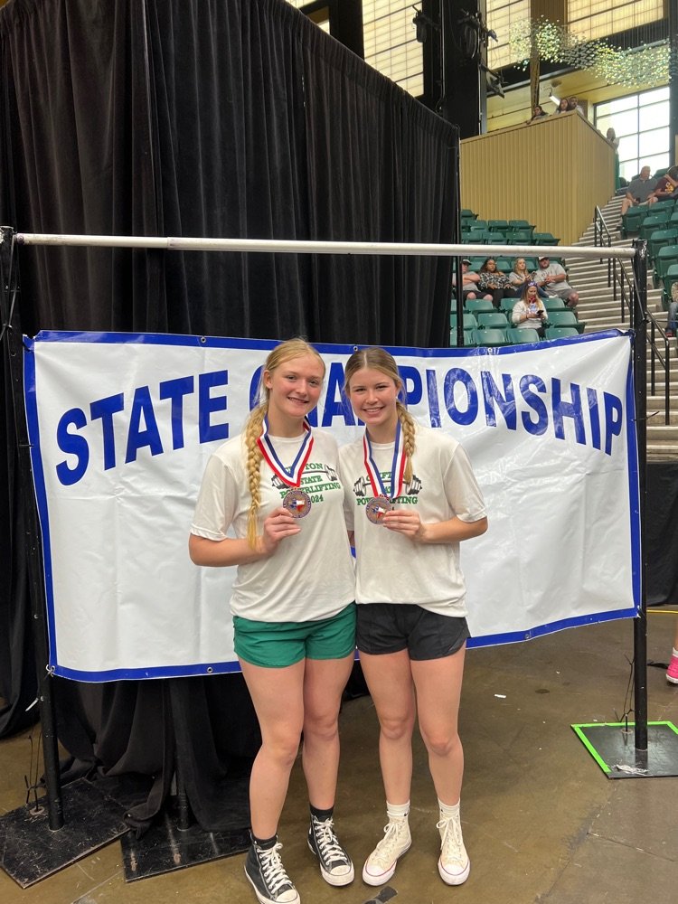 clifton_cubs's tweet photo. Congratulations to the Lady Cub Powerlifters for competing at the State Powerlifting meet. Senior Kate Humphreys finished 5th and junior Lenora Busby finished third. Great job Lady Cubs! https://t.co/NX9Vn1FzMu