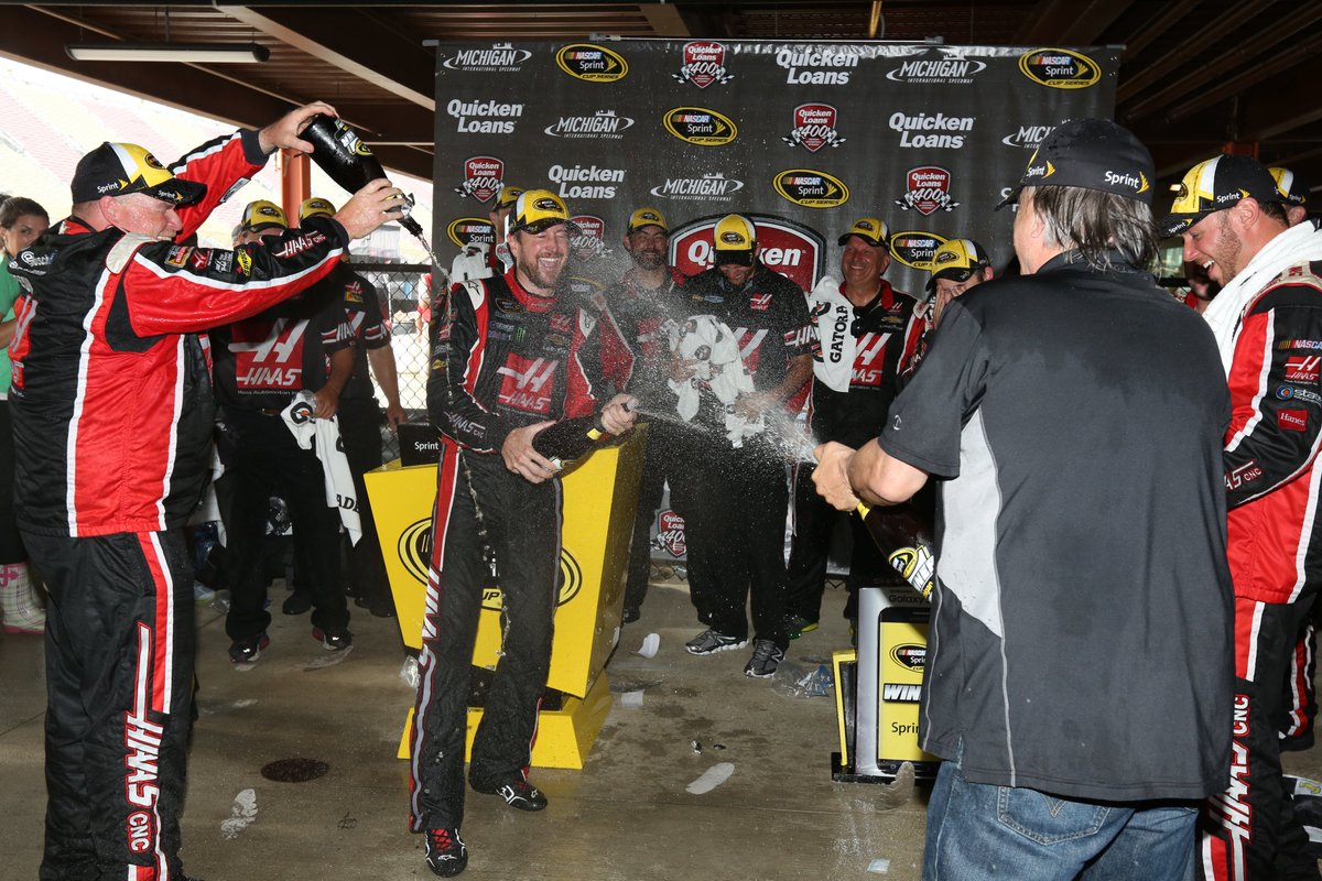 #TBT In 2015, Kurt Busch pushed leader Kyle Larson to run out of fuel as rain approached. Once Busch assumed the lead, the floodgates opened. Leading just six laps on the day, great strategy earned Busch his third MIS win! 🎟️GET TICKETS➡️ nas.cr/47AGX5v