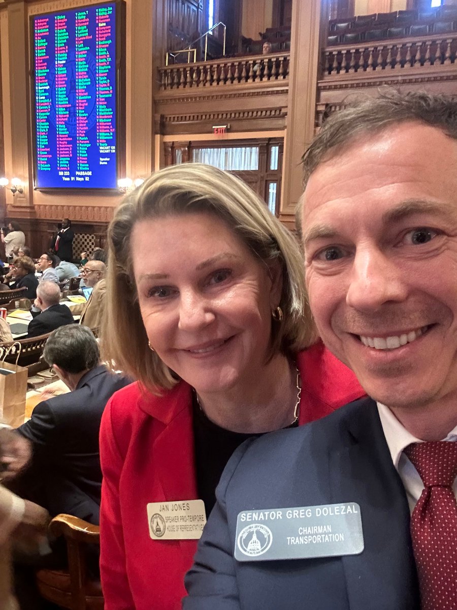 Emotional day as we unlock education opportunities for Georgia's children and families by passing historic school choice legislation on the House floor. @JanJonesGA and @turntotodd brilliantly ushered this bill through the House--heroes!