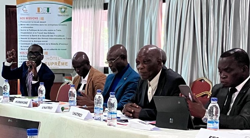 OITAbidjan's tweet image. Jour 2 à Bassam de l&apos;évaluation des décrets d&apos;application du #CodeDuTravail de #Civ🇨🇮. 

Objectifs:

✔ Collecter l&apos;avis des partenaires sociaux 
✔ Harmoniser les positions tripartites pour améliorer les projets de décrets(...). 

#Normes
#T4DW
@AfricaAccel 
@OITAbidjan