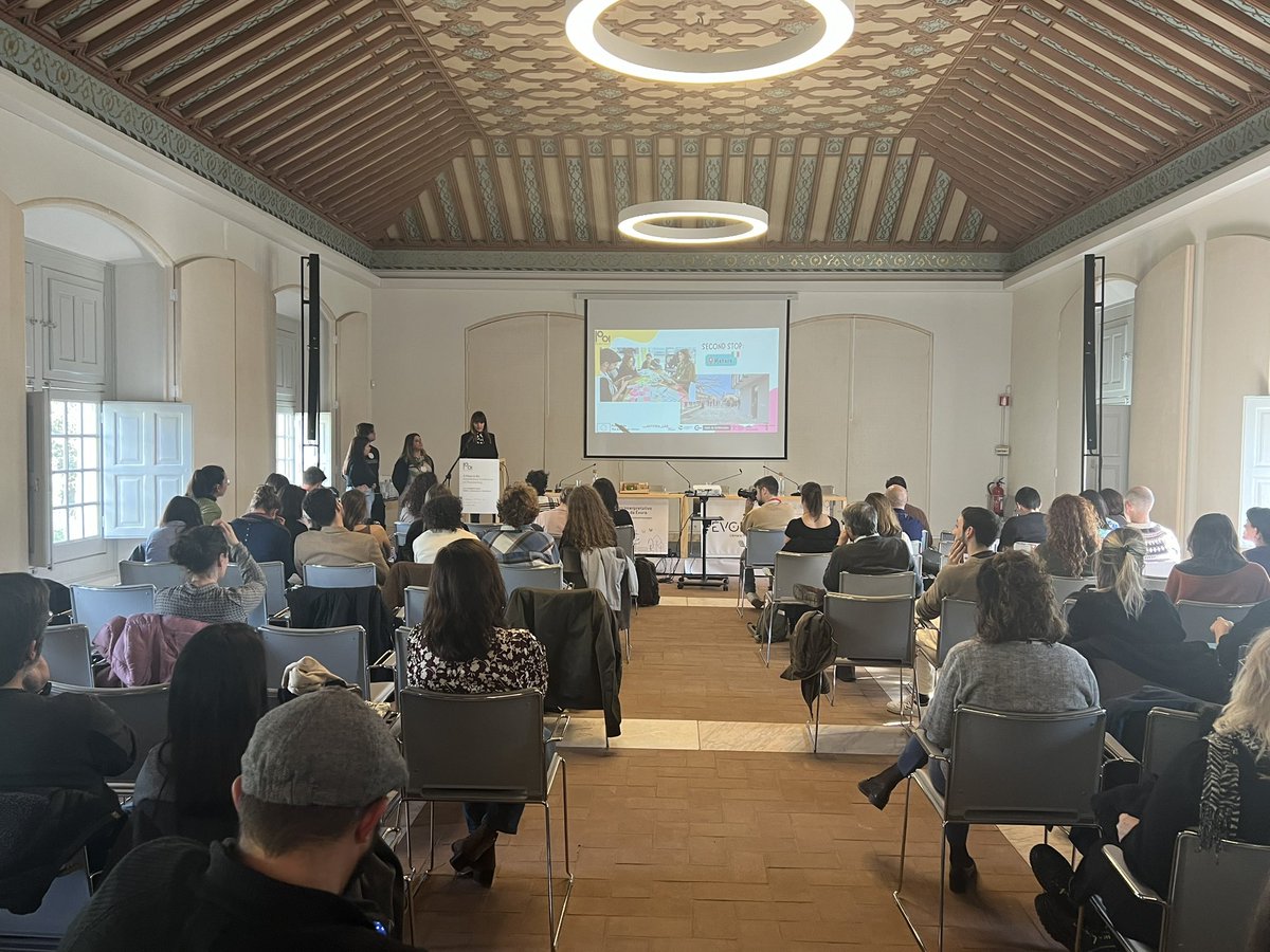 PlayactDoit's tweet photo. ✅PlayAct Project  teams at the final prototype presentation

#Placemaking 

@materahub @infouex @kekorg @ArteriaLab @UEvora @CulEmprendedora https://t.co/2uocfPzn0J