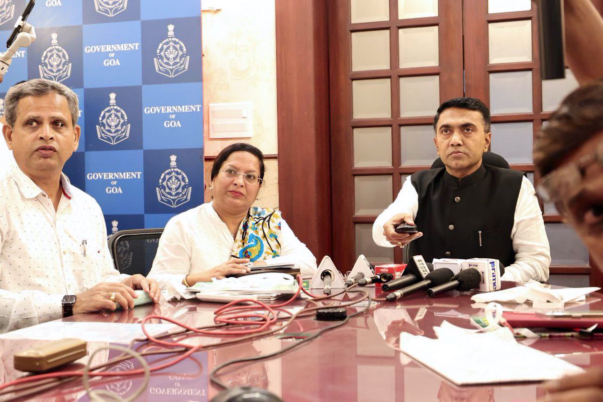 Hon'ble Chief Minister @DrPramodPSawant launched the RTI portal rtionline.goa.gov.in at Panaji. HCM stated that this portal will bring ease to the people to file RTI applications demanding requisite information through simpler procedures.delili