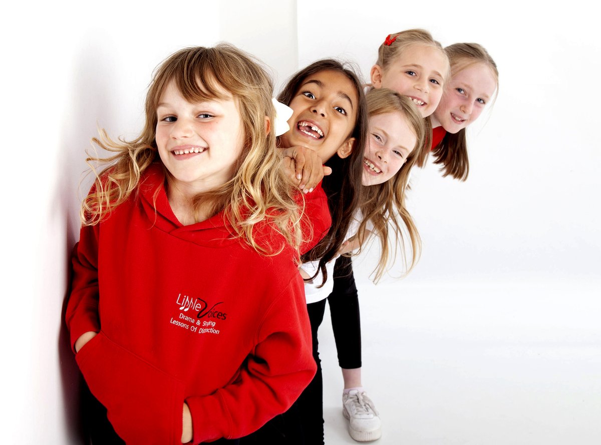 We're thrilled to announce the arrival of all 27 #LittleVoices drama schools from across the nation right here on DramaClasses.biz! 🌟

Find your nearest class by visiting the website and searching for 'Little Voices'! 🎉✨

#DramaClasses #PerformingStars #WestEndKids