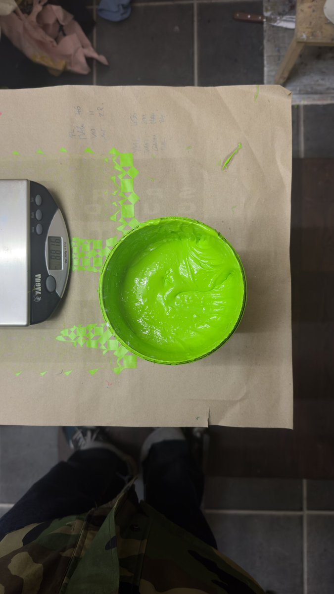 weare1of100's tweet photo. Strange things are happening in the print studio π #notmanyleft https://t.co/v6ts2weWg2