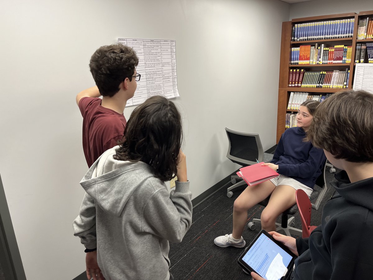 FJHLibrary tweet media