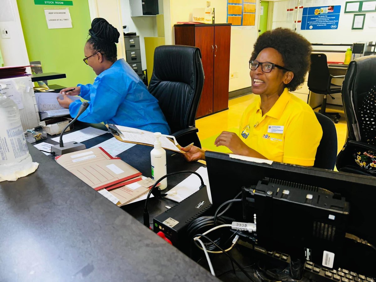 CharlotteMaxJAH's tweet photo. Protect your vision! CMJAH Ophthalmology Clinic together with EYE Pharma Observed Glaucoma awareness to shed the light on the importance of preserving vision and preventing irreversible damage caused by glaucoma and Eye Screening.
#glaucomaawareness2024
#CMJAH
#GPHealth https://t.co/E07i7M4cww