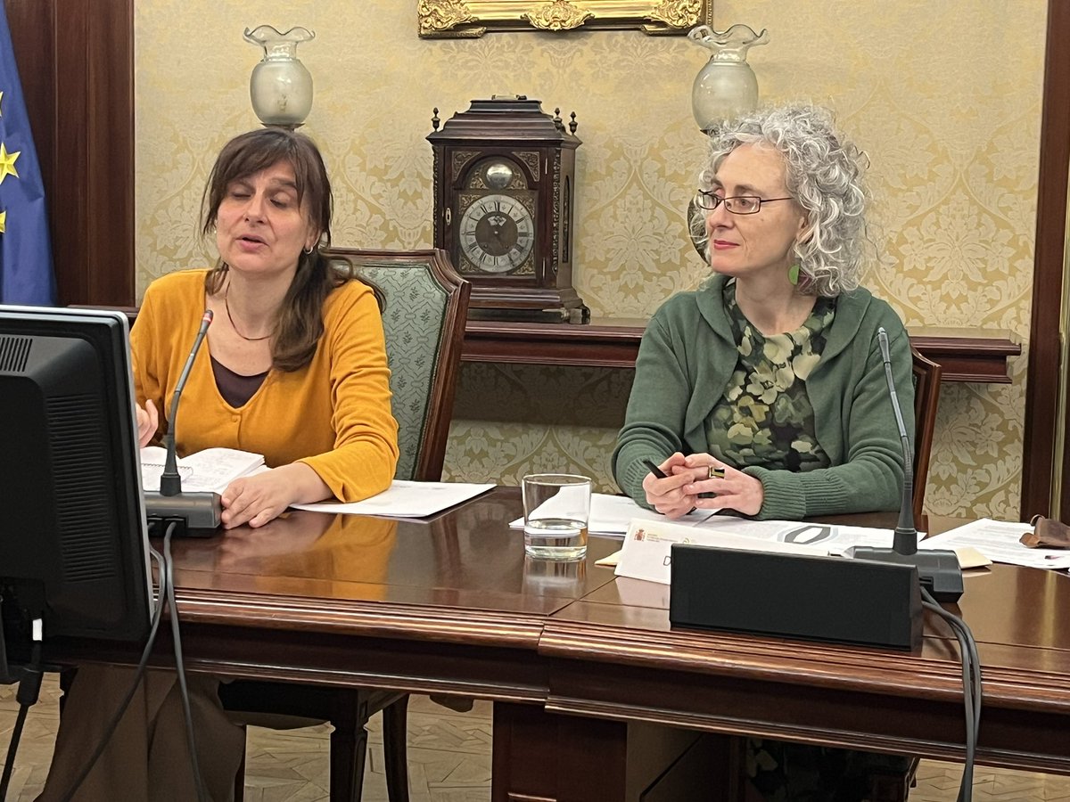 Azumora3's tweet photo. 93a reunión Comité Científico 🙌🏻
Con la bienvenida de la Directora Isabel Peña-Rey y la Presidenta de la @AESAN_gob_es @b_medialdea
Informe #Vibrio #cholerae #control #SeguridadAlimentaria a punto! @CampusTerraUSC @UniversidadeUSC https://t.co/Y9w2dvkcAI