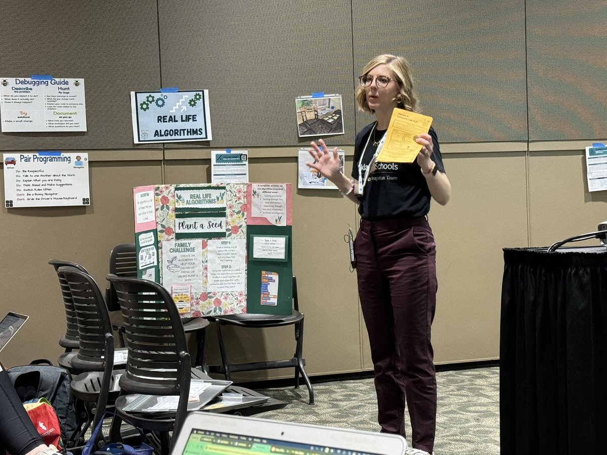 Learning how to create a Code-Night for my community with <a href="/senoraluz/">Lauren Villaluz</a> #macul24