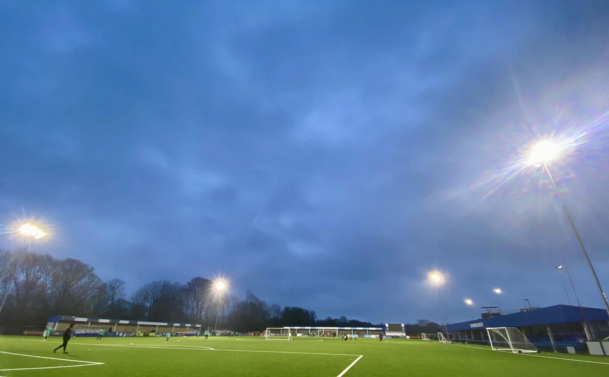 OfficialOUWFC's tweet photo. 💡💡💡💡 https://t.co/cuUJXnIf2l