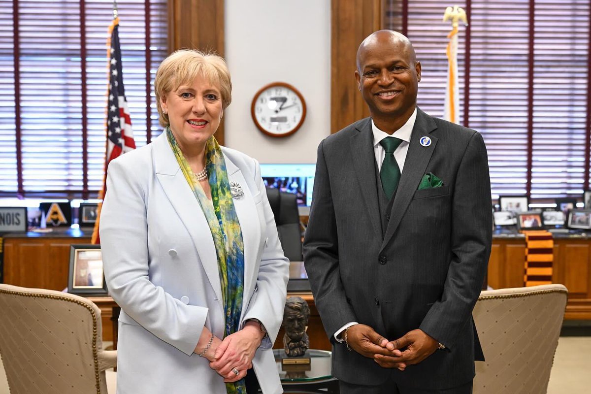 It was truly an honor and a privilege to welcome the Honorable Minister Ms. Heather Humphreys of the Irish Parliament to our beautiful historic Capitol for a visit this week. Ms. Humphreys is the Minister for Rural and Community Development and the Minister for Social Protection