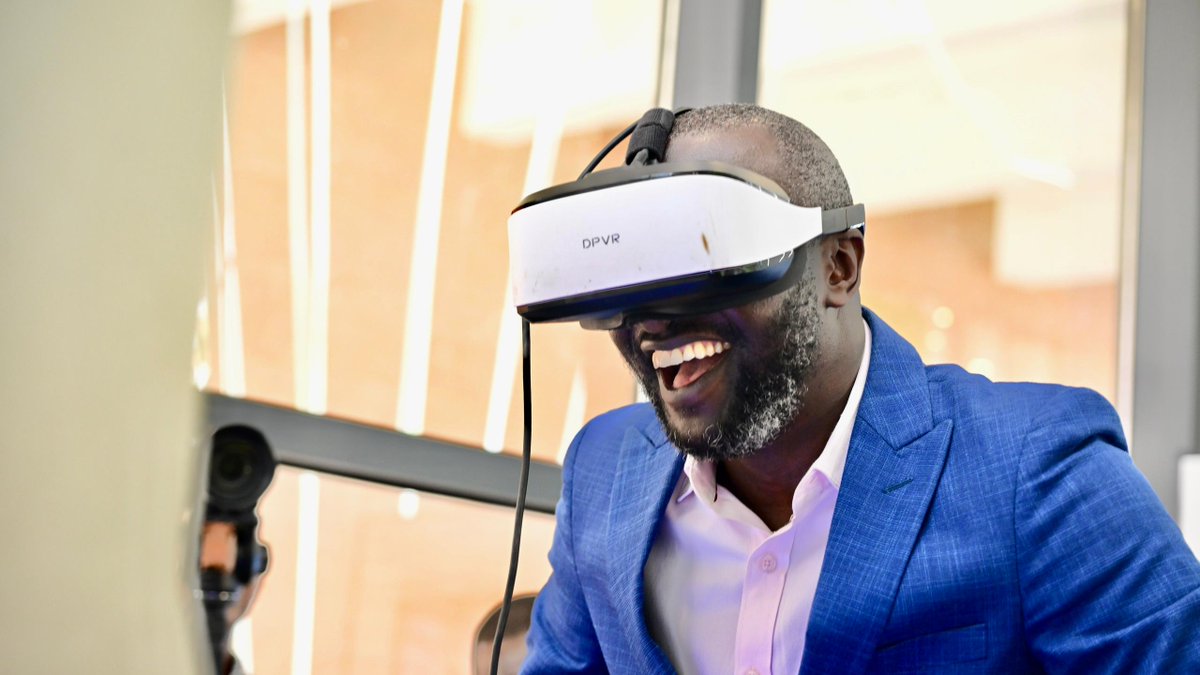 telebirr's tweet photo. In conclusion, the delegates emphasized the importance of their African colleagues visiting the impressive Ethio telecom's #digital_experience center, highlighting our unwavering
4/5 https://t.co/efNRvo7U1V