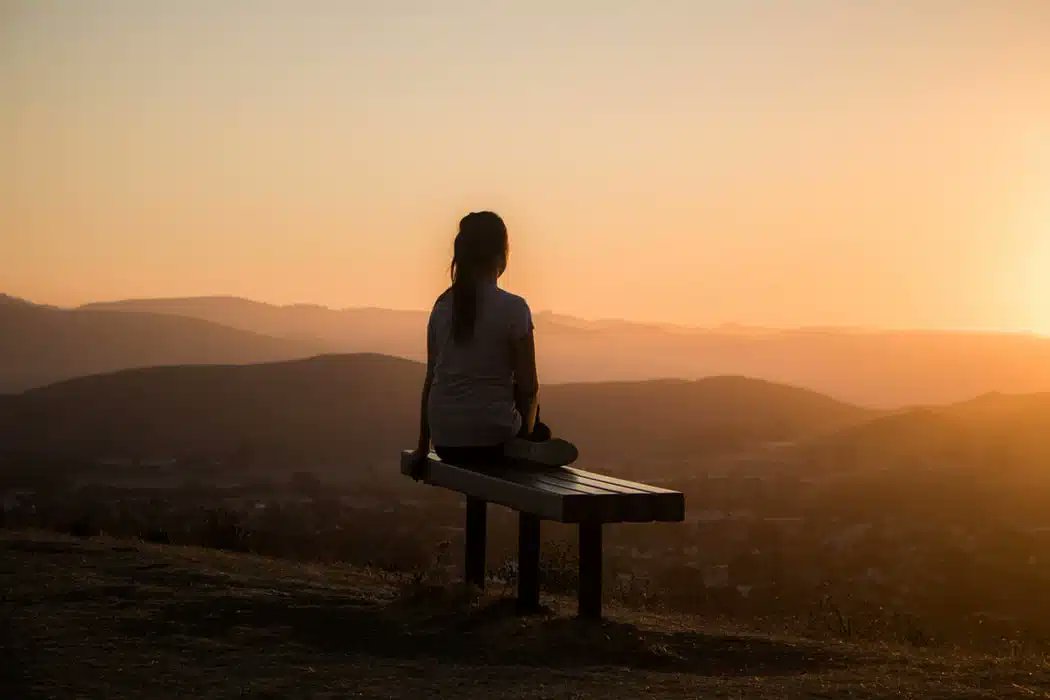 “Una delle cose più belle che la vita possa donarti è una persona che sa ascoltare le tue parole, interpretare i tuoi silenzi e amarti per quello che sei.”

#IGrandiPensieriDelCuore a #SalaLettura