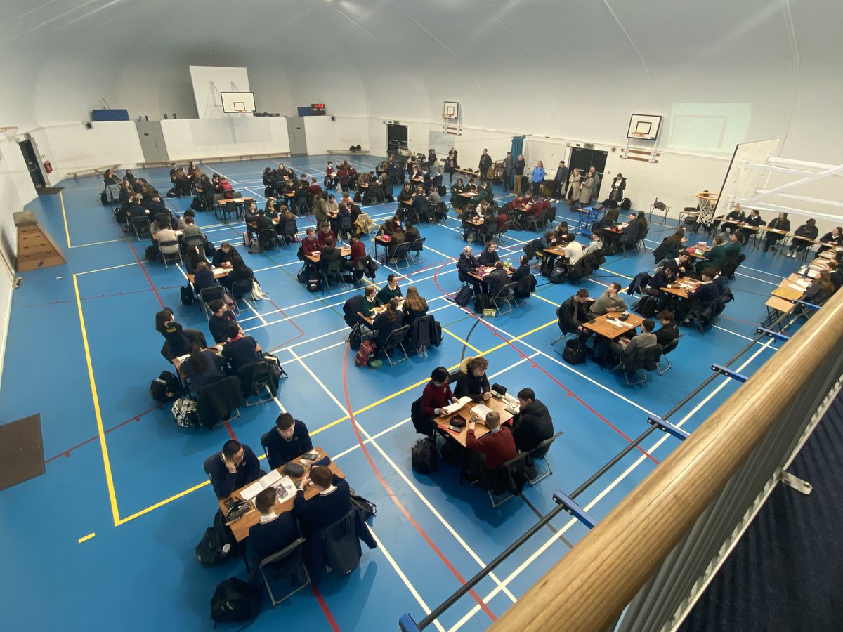 FiWard22's tweet image. What an epic Pi day in Santa Sabina. Great fun hosting the Pi quiz as usual! #mathsteacher #santasabina #Piquiz #IMTA