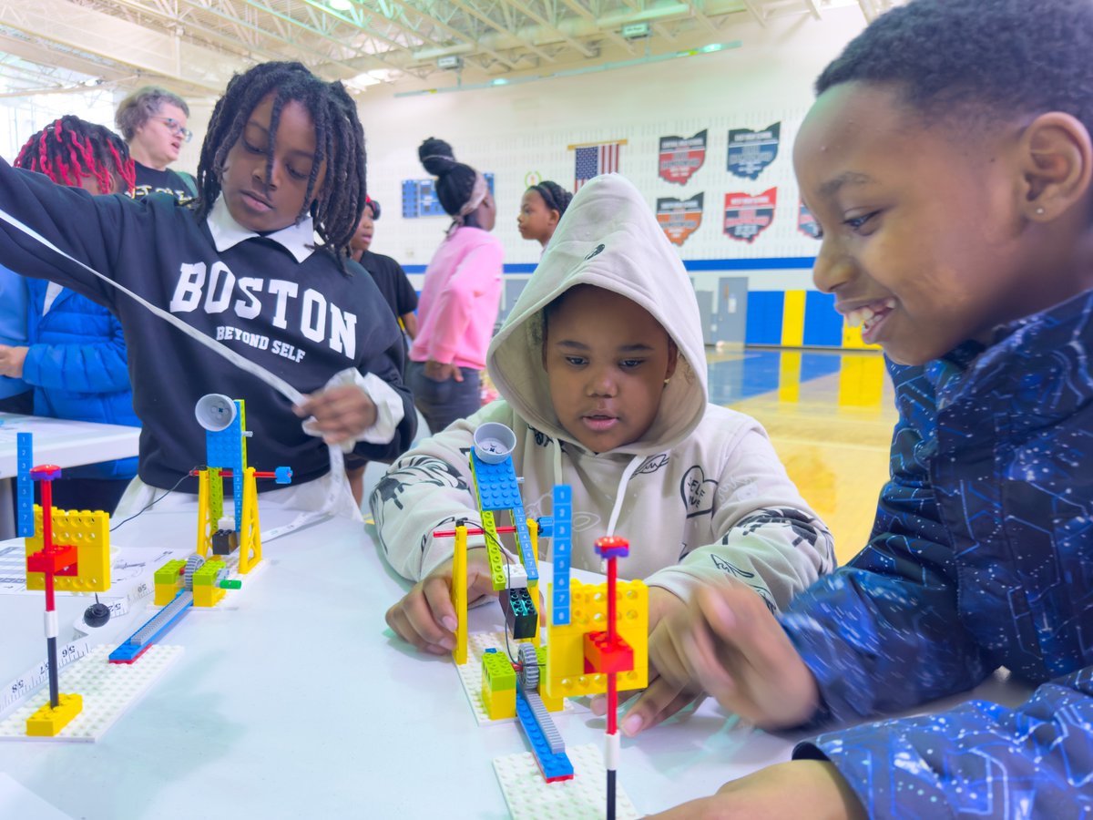 Pi enthusiasts unite!!
On the day we celebrate the mathematical constant π (3.14), budding CMSD mathematicians flexed their skills during a Pi Day Math event.
Scholars from <a href="/HarveyRiceWrap/">HarveyRiceWraparound</a>, CMSD Remote K8, and Dike participated in activities where they demonstrated math skills.