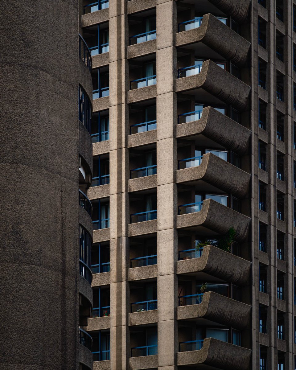 thebumpercrew's tweet photo. Barbican | City of London

https://t.co/6uXJtQHaLE
https://t.co/G9cVjfUtjz

#Barbican #London #Architecture #Art #Culture #Explore #Travel #CityLife #Cityscape #UK #VisitLondon #brbicanlondon #visit barbican #barbicanconservatory #cityoflondon https://t.co/axan9EU3us