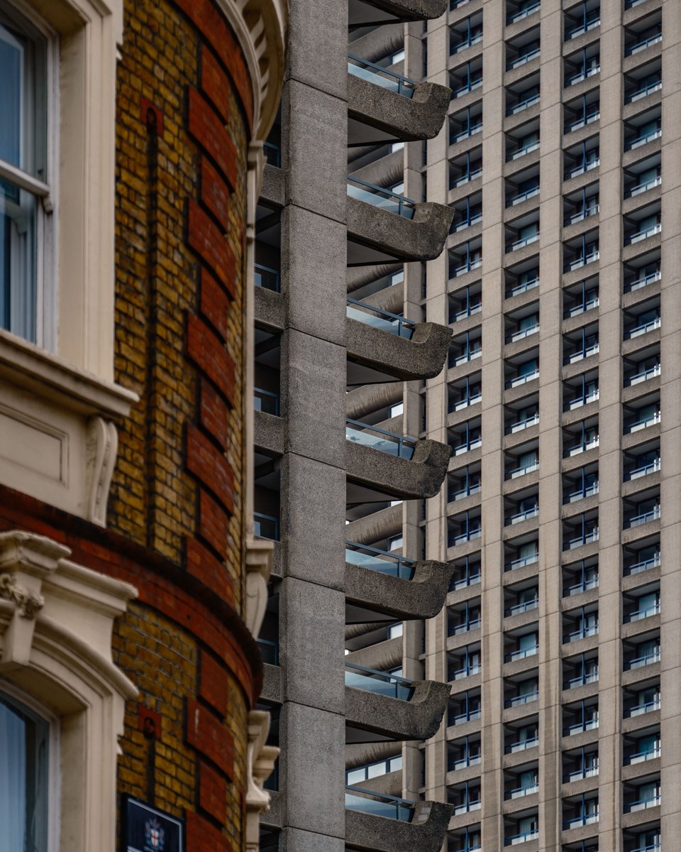 thebumpercrew's tweet photo. Barbican | City of London

https://t.co/6uXJtQHaLE
https://t.co/G9cVjfUtjz

#Barbican #London #Architecture #Art #Culture #Explore #Travel #CityLife #Cityscape #UK #VisitLondon #brbicanlondon #visit barbican #barbicanconservatory #cityoflondon https://t.co/axan9EU3us