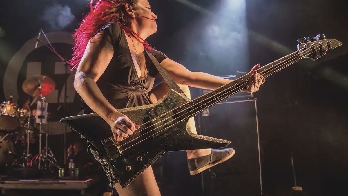 Find something that moves your spirit, and don't let go of the feeling it first gave you. Hang onto that sucker with a vice grip. 
-------------------------------
#jenniferfinch #bassplayer #l7 #l7theband #punkrockgirl #grunge #livemusic #keepinspired